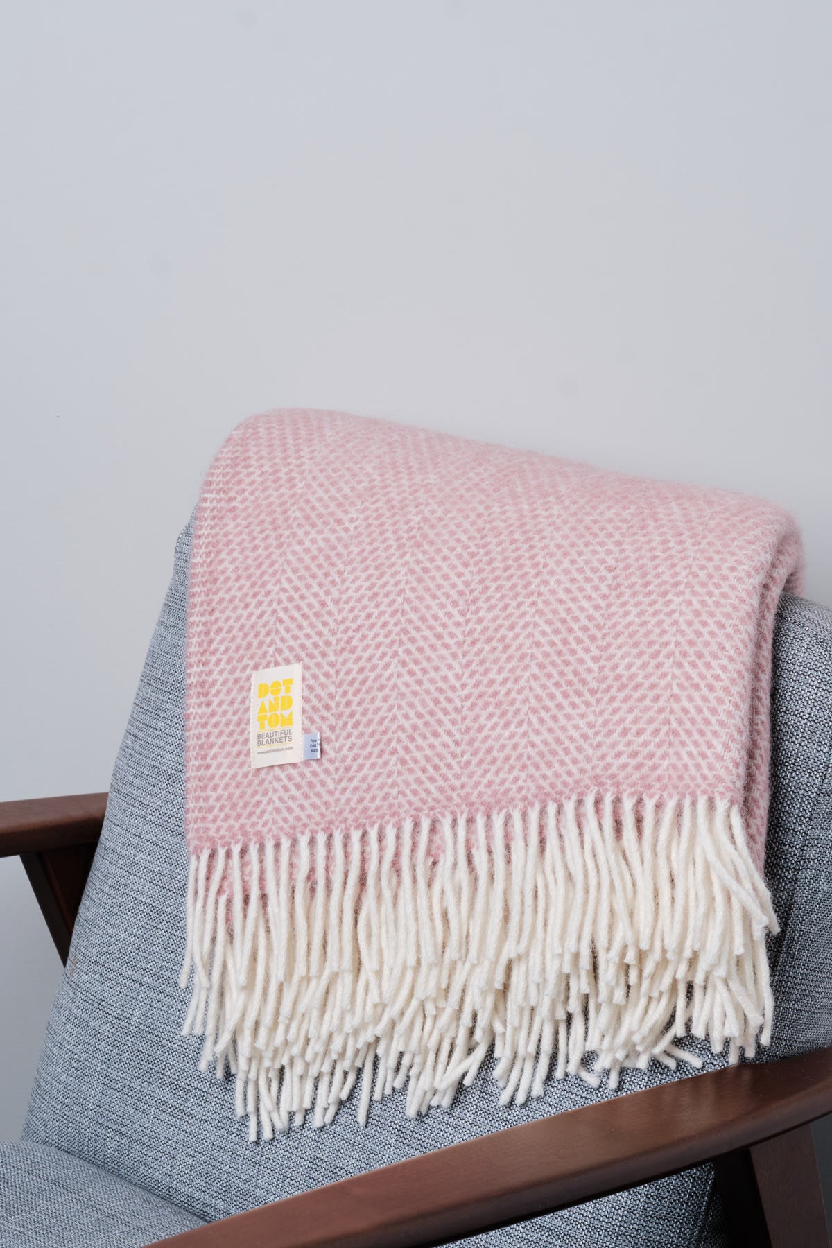 Pure New Wool Pink Home Throw - Dot&Tom.com
